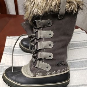 Sorel waterproof boots